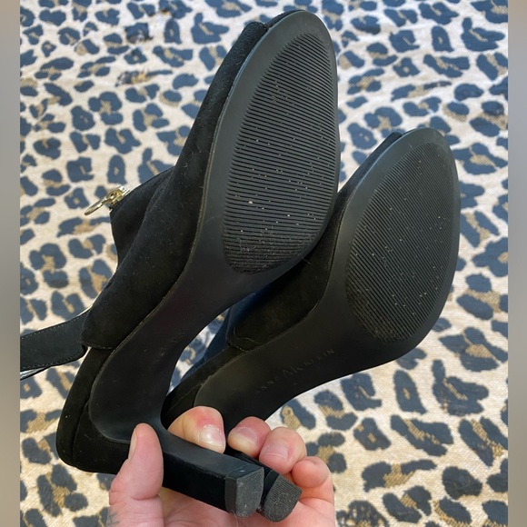 Anne Klein iFlex Heels - Picture 5 of 7